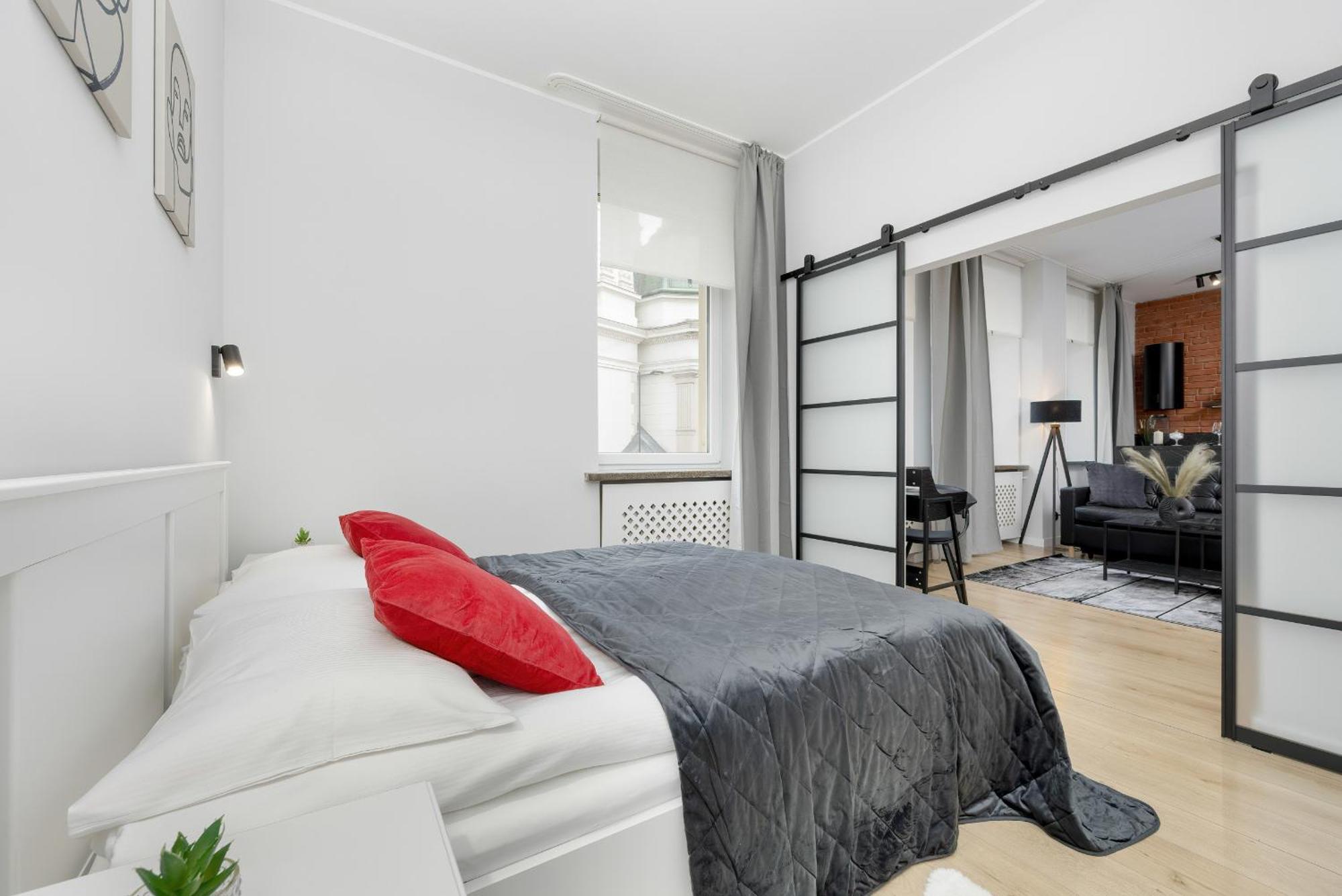 Exclusive Grey And Red Apartment In Warsaw Center By Noclegi Renters Varsóvia Exterior foto