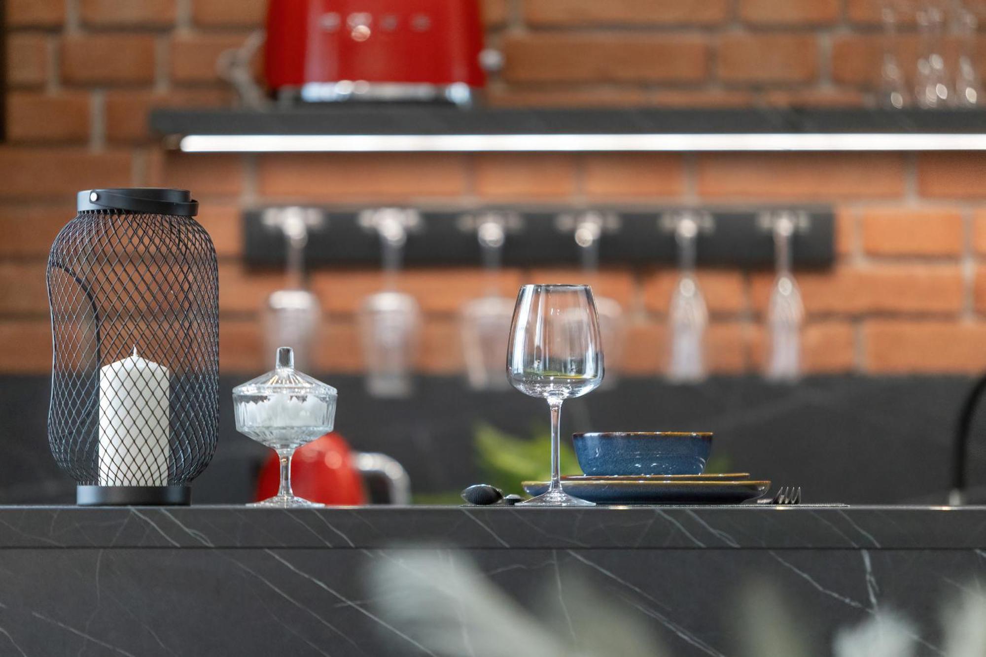 Exclusive Grey And Red Apartment In Warsaw Center By Noclegi Renters Varsóvia Exterior foto