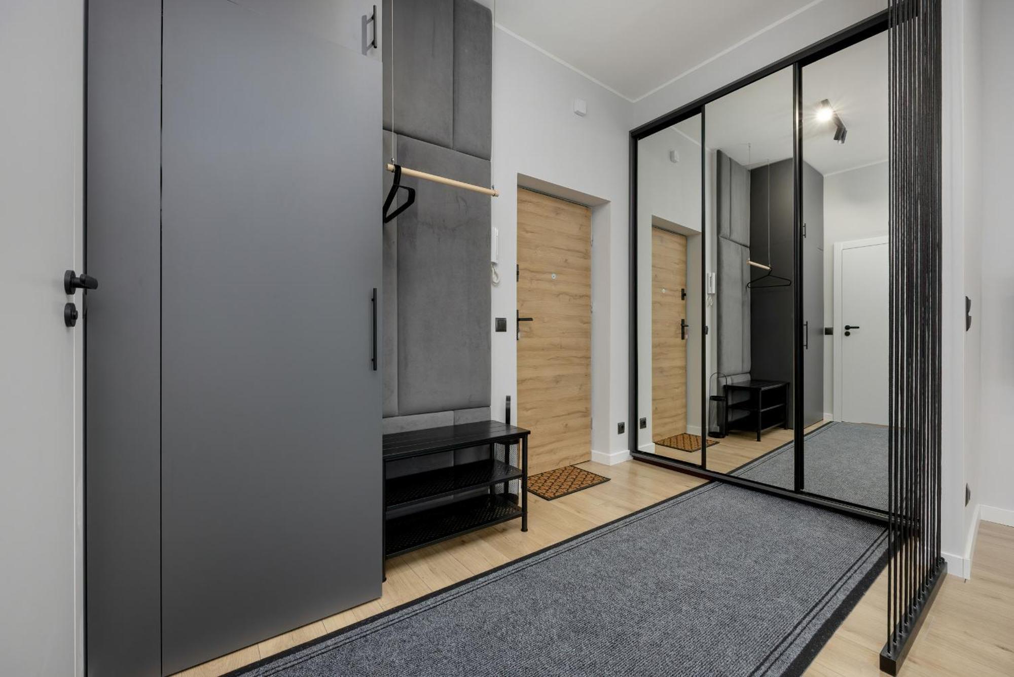 Exclusive Grey And Red Apartment In Warsaw Center By Noclegi Renters Varsóvia Exterior foto